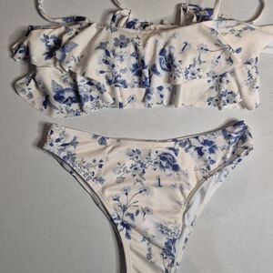 Shein Floral‎ Ruffle Blue And White Bikini Set